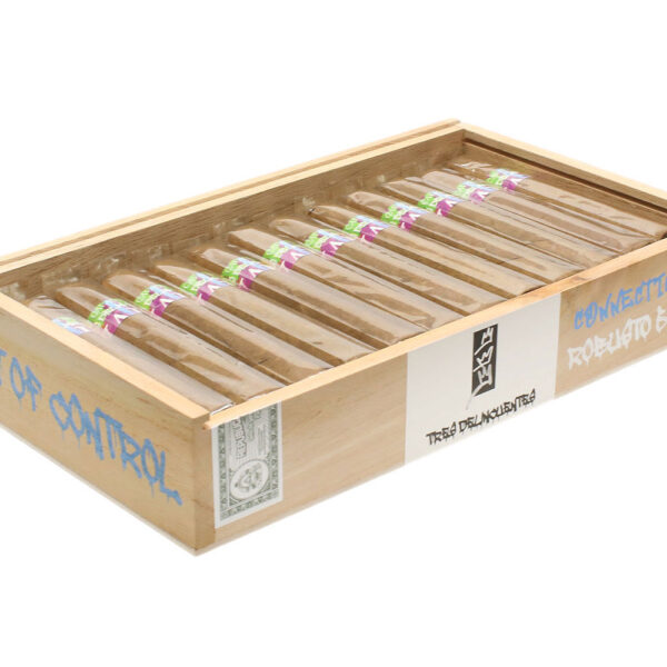 Cavalier Tres Delincuentes Connecticut Robusto (5.0"x50)