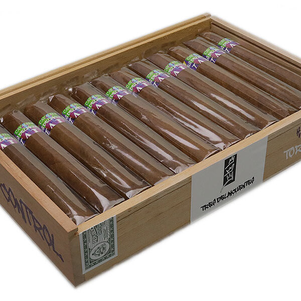Cavalier Tres Delincuentes Habano Toro (6.0"x54)