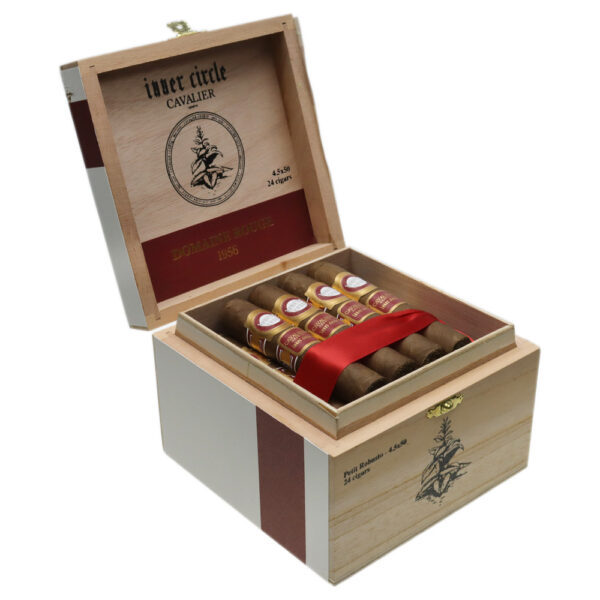 Cavalier Inner Circle Domaine Rouge Petit Robusto (4.5"x50)