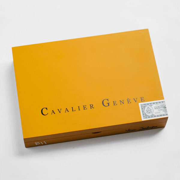 Cavalier Black II Viso Jalapa Petit No.2 (4.75"x52)