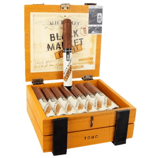 Alec Bradley Black Market Esteli Toro (6.0" x 52)